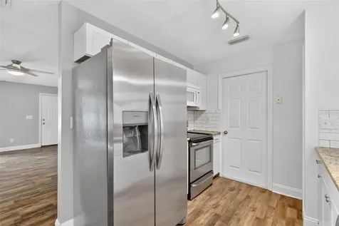 36 Bay Ridge Loop Mascotte FL 34753
