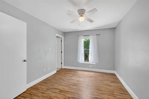 36 Bay Ridge Loop Mascotte FL 34753
