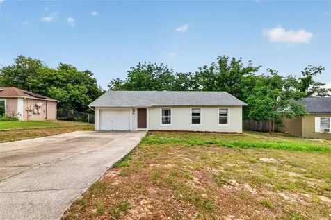 36 Bay Ridge Loop Mascotte FL 34753