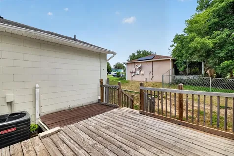 36 Bay Ridge Loop Mascotte FL 34753