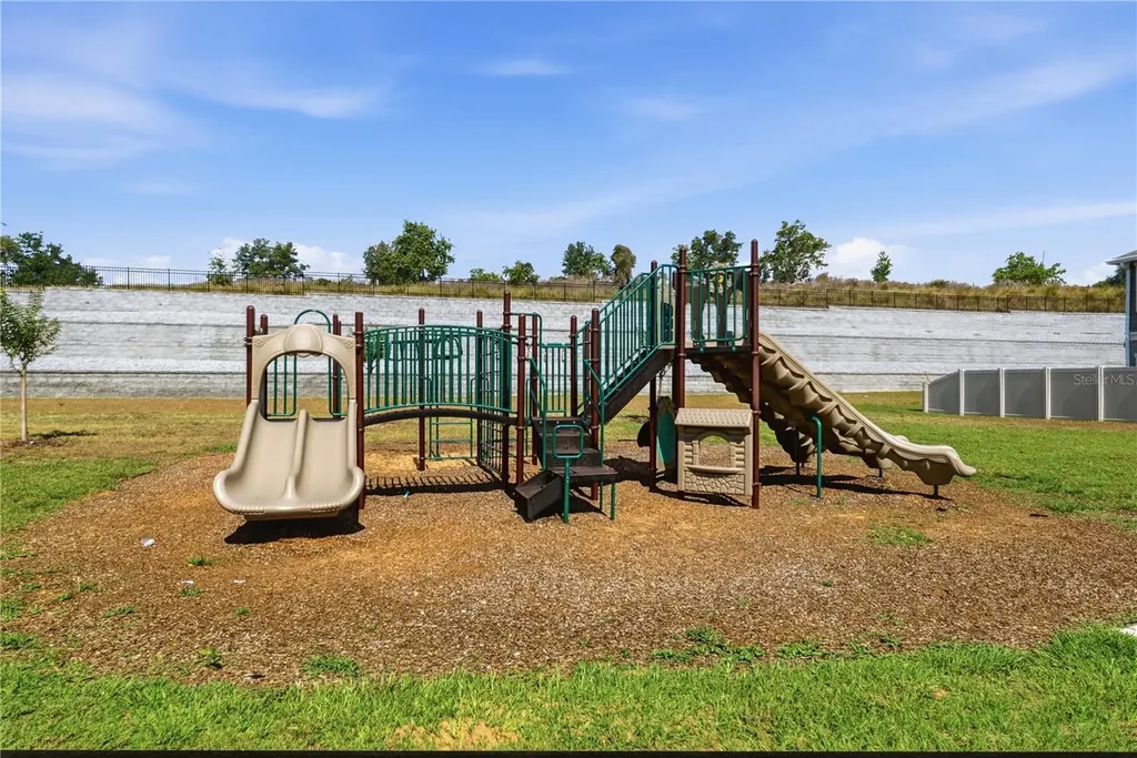9572 Westside Hills Drive Davenport FL 33896