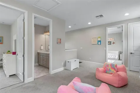 1438 W Harvard Street Orlando FL 32804