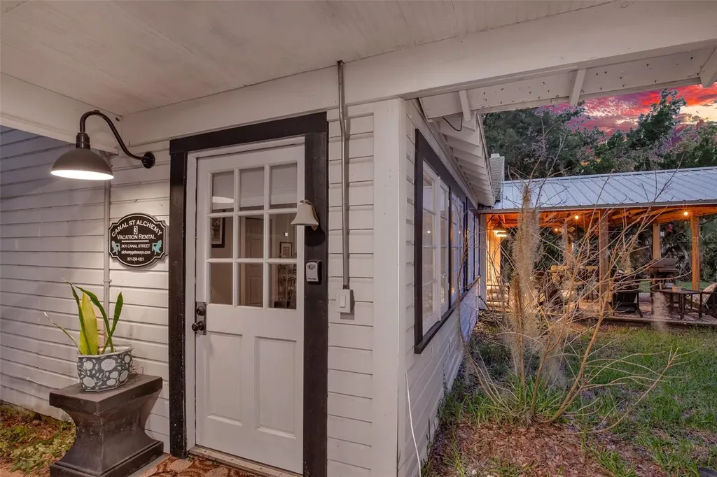 801 Canal Street New Smyrna Beach FL 32168