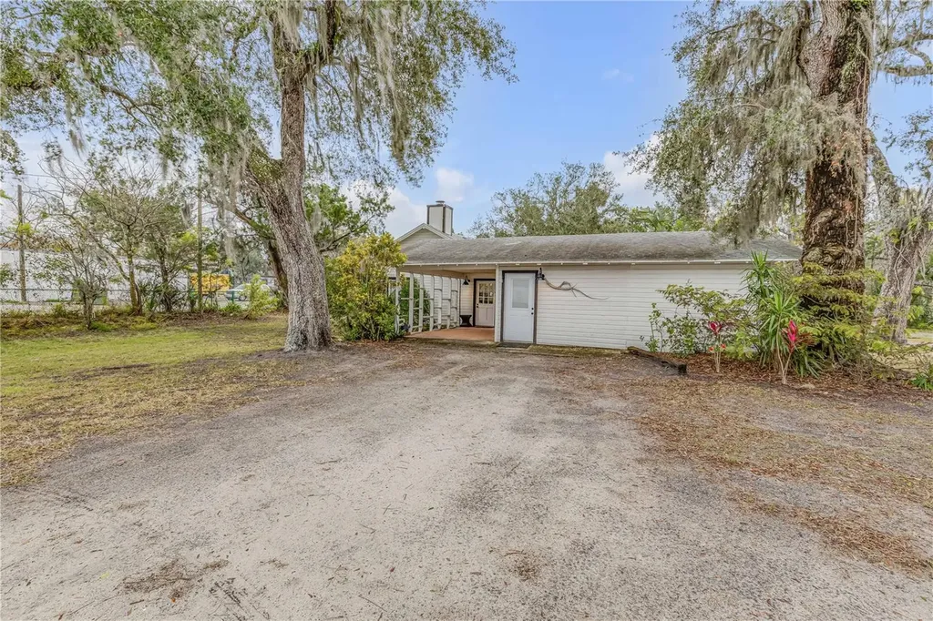 801 Canal Street New Smyrna Beach FL 32168