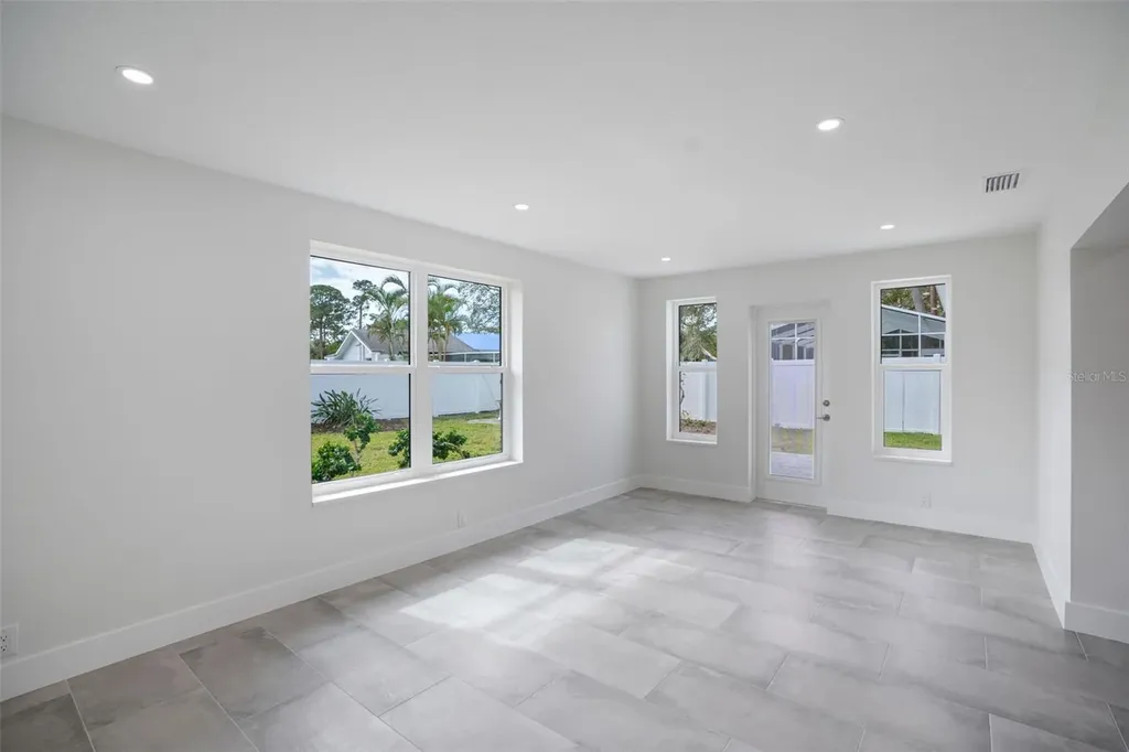 5528 Briarcliff Drive Sarasota FL 34232