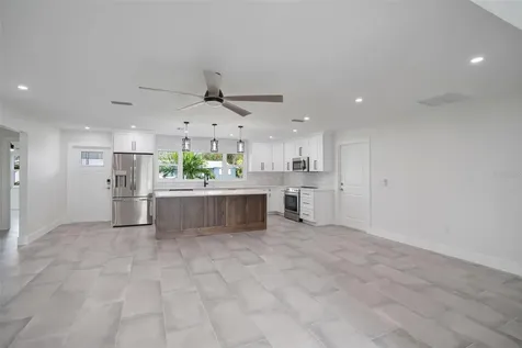 5528 Briarcliff Drive Sarasota FL 34232