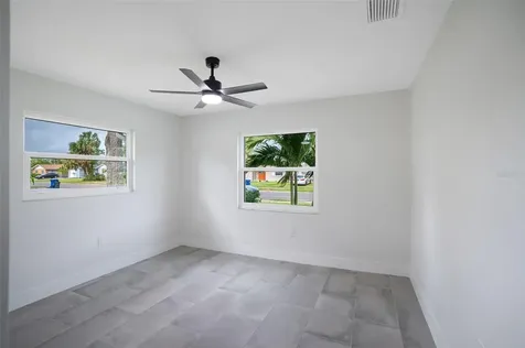 5528 Briarcliff Drive Sarasota FL 34232