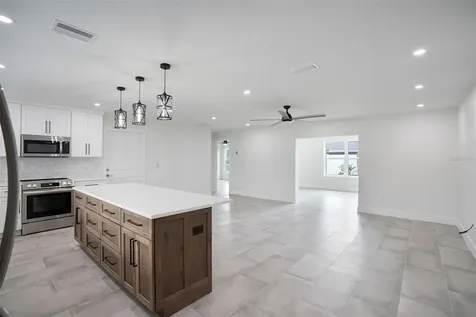 5528 Briarcliff Drive Sarasota FL 34232