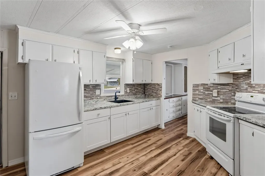 38552 Monet Drive Zephyrhills FL 33540