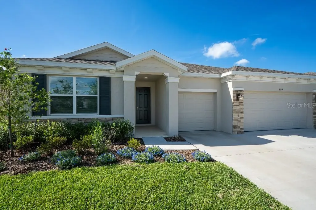 3115 Canopy Oak Boulevard Wildwood FL 34785