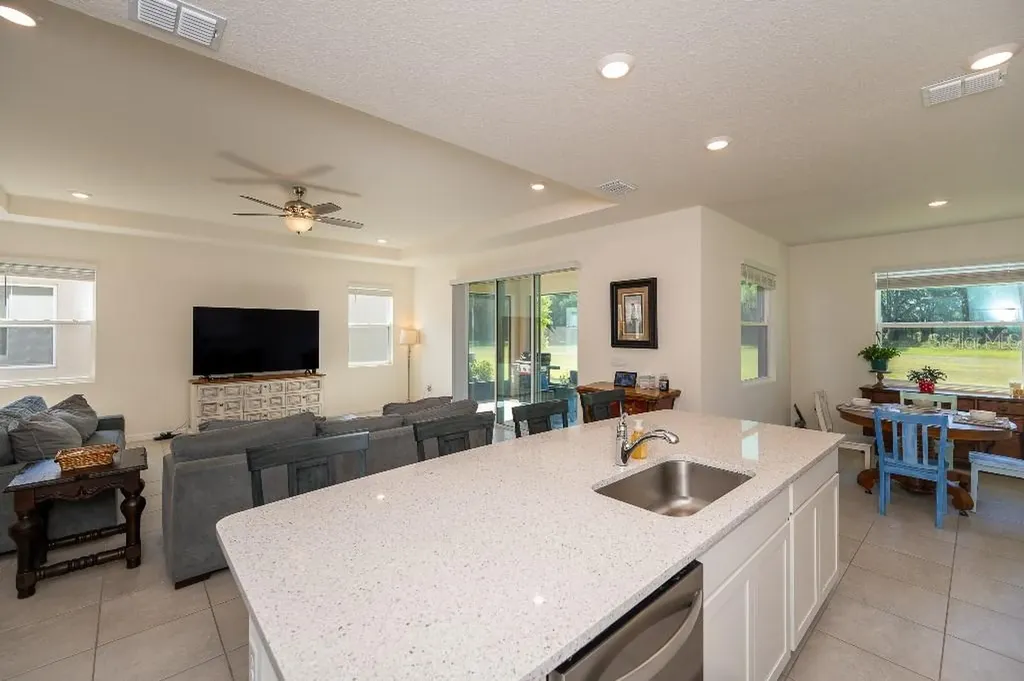 3115 Canopy Oak Boulevard Wildwood FL 34785