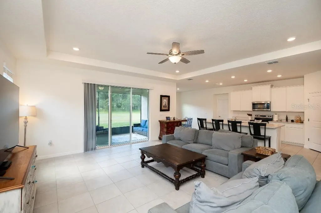 3115 Canopy Oak Boulevard Wildwood FL 34785