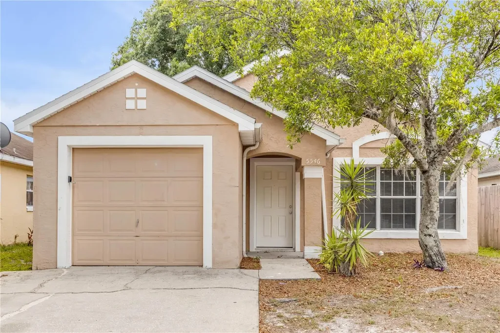 5546 Regal Oak Circle Orlando FL 32810