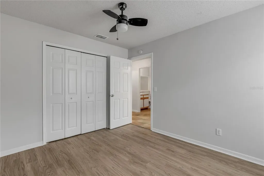 5546 Regal Oak Circle Orlando FL 32810