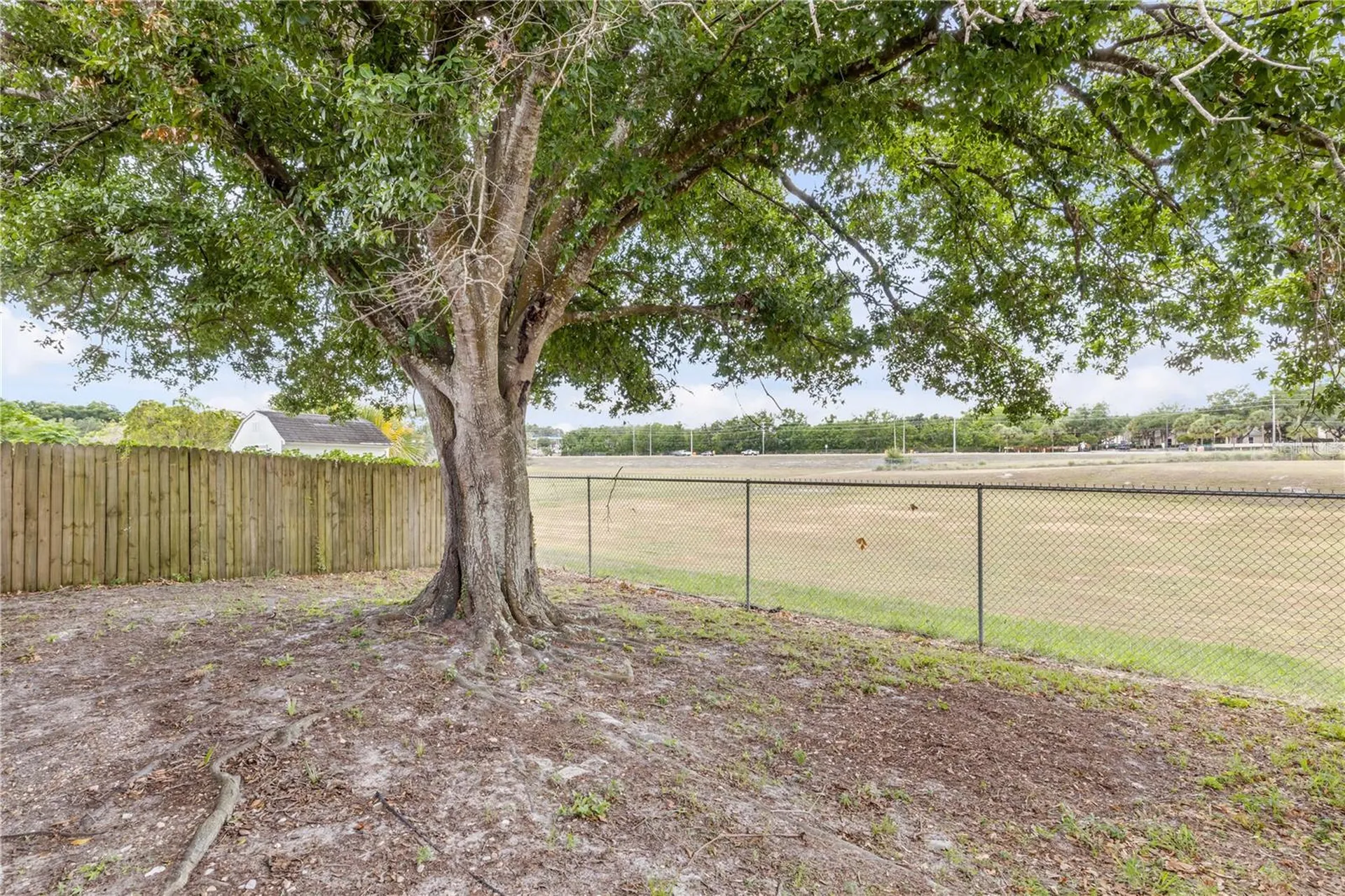 5546 Regal Oak Circle Orlando FL 32810