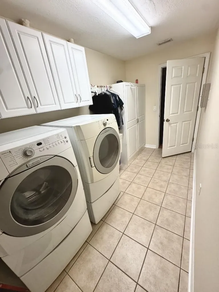 5634 Whitebark Drive Wesley Chapel FL 33543