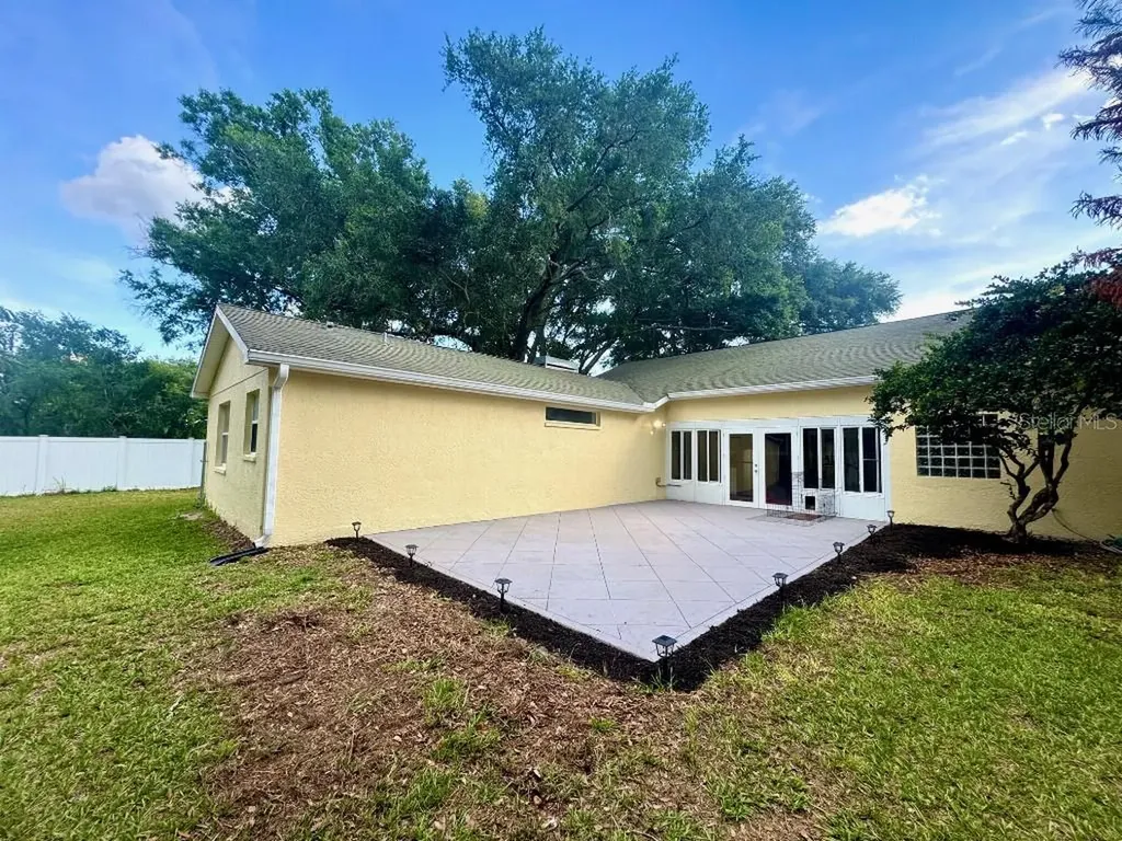 5634 Whitebark Drive Wesley Chapel FL 33543