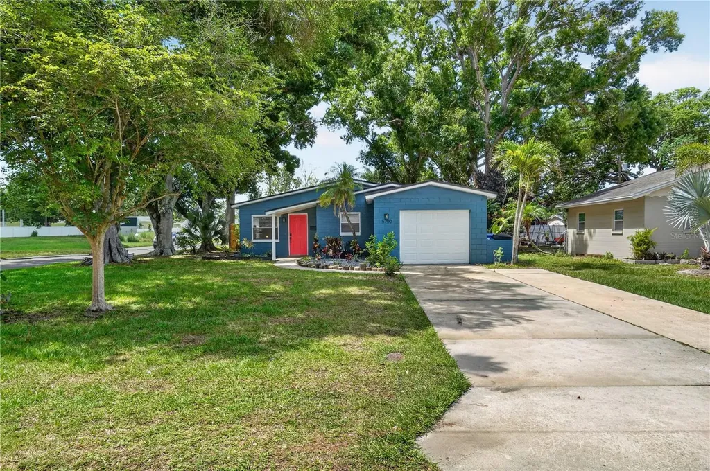 5700 16th Avenue N St Petersburg FL 33710