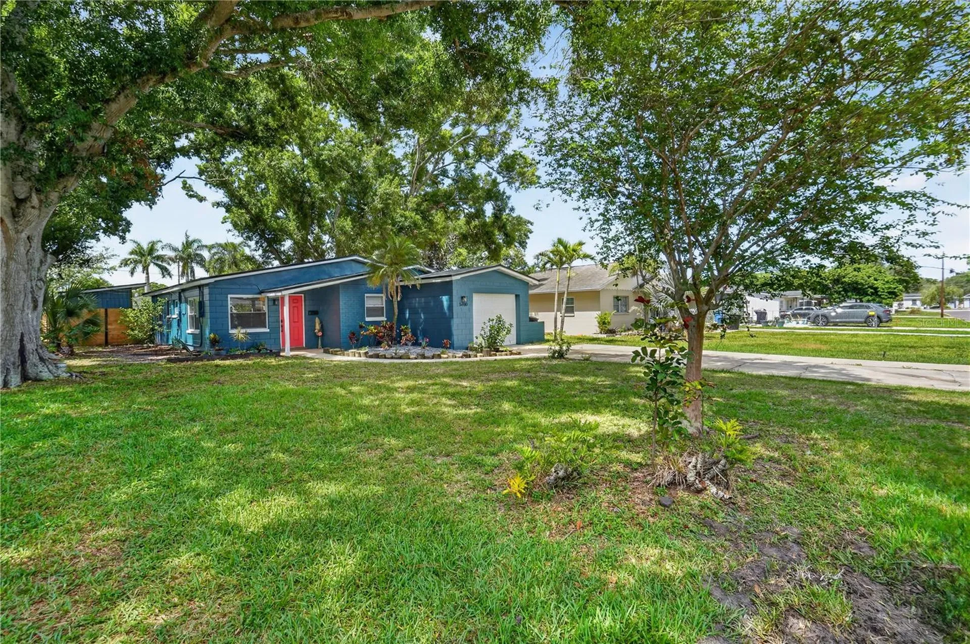 5700 16th Avenue N St Petersburg FL 33710