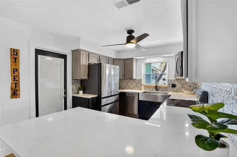 5700 16th Avenue N St Petersburg FL 33710
