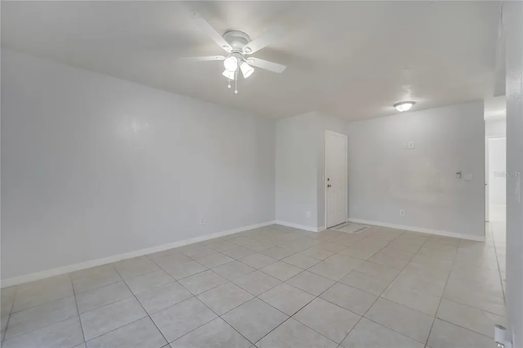 9942 Turf Way Orlando FL 32837