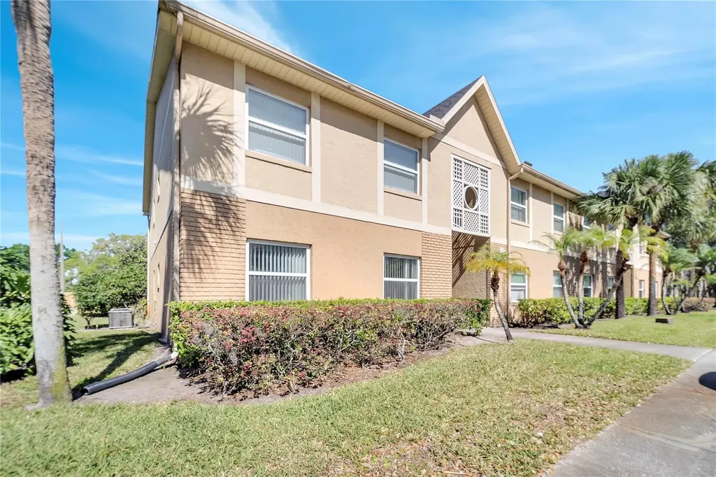 9942 Turf Way Orlando FL 32837