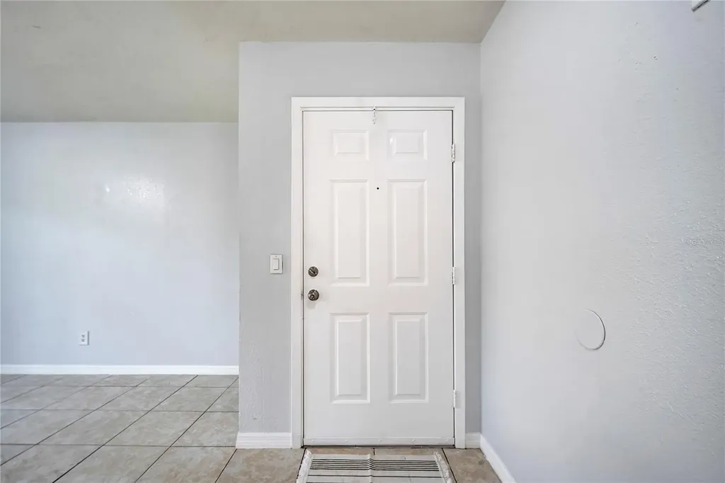 9942 Turf Way Orlando FL 32837
