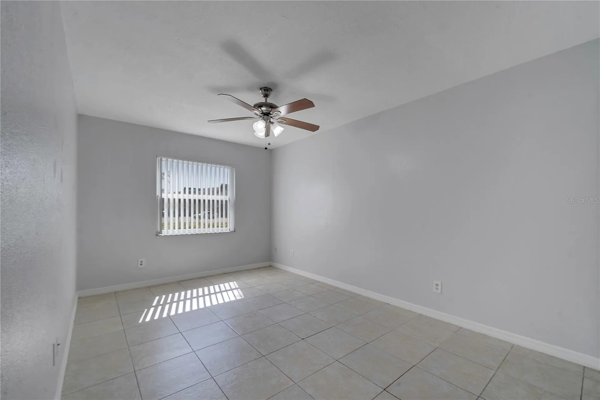 9942 Turf Way Orlando FL 32837