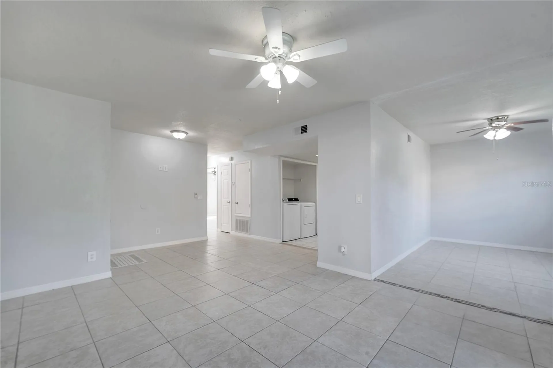 9942 Turf Way Orlando FL 32837