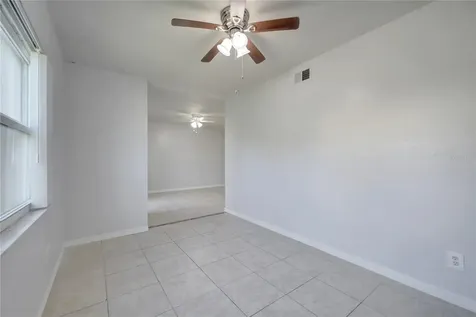 9942 Turf Way Orlando FL 32837