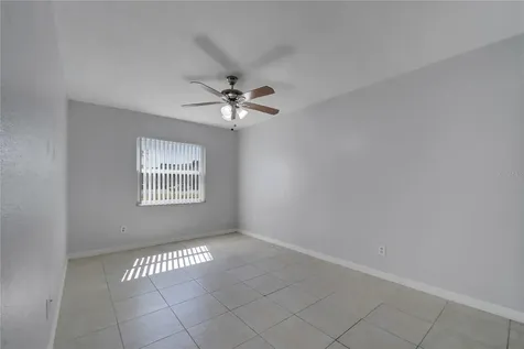 9942 Turf Way Orlando FL 32837