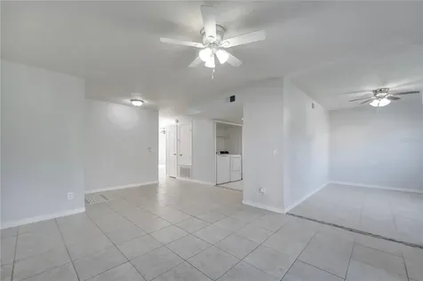 9942 Turf Way Orlando FL 32837