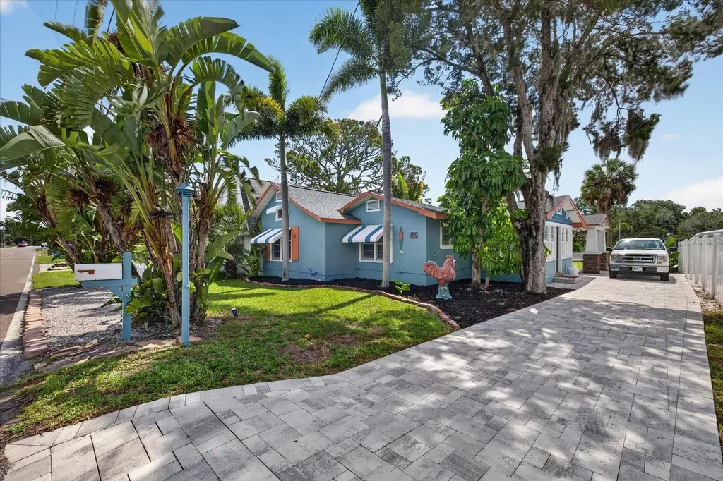 6202 River Road New Port Richey FL 34652
