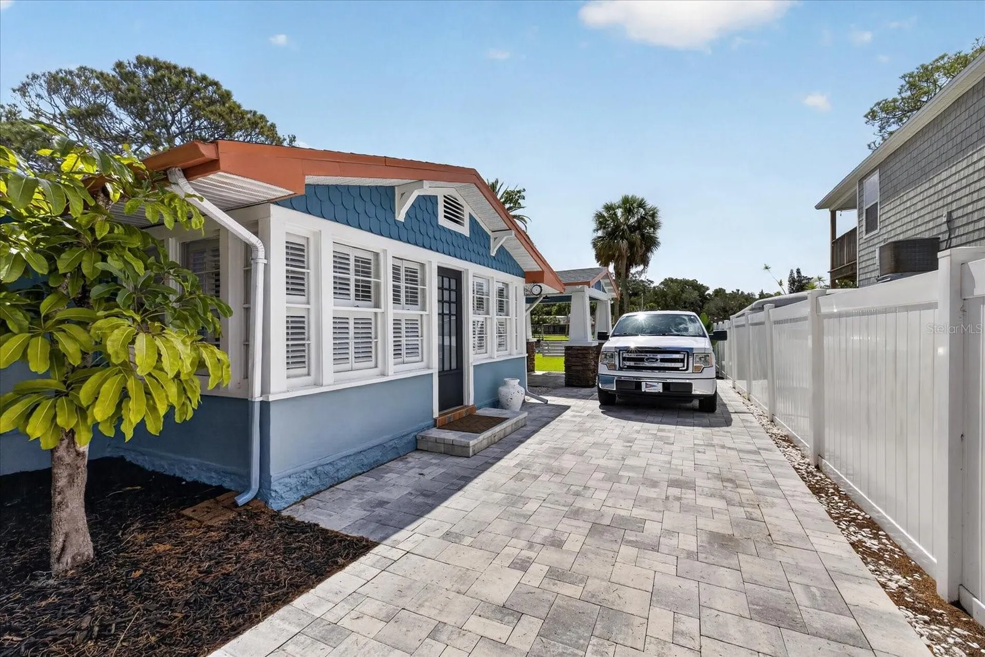 6202 River Road New Port Richey FL 34652