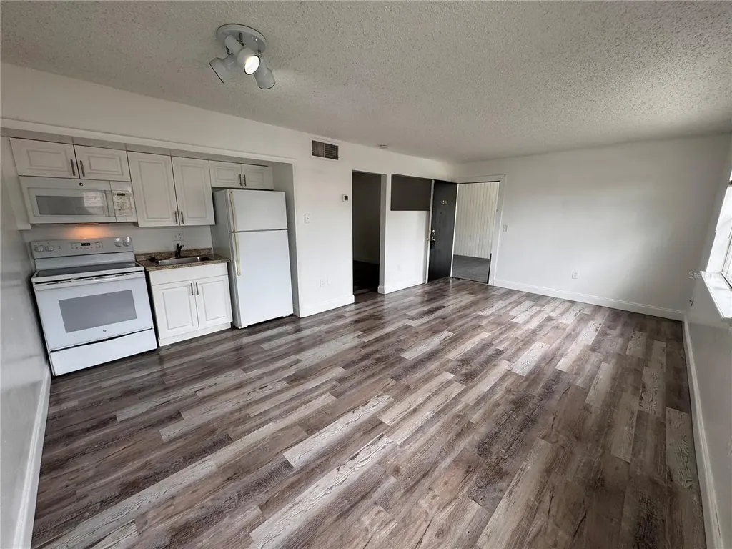 5317 Curry Ford Road Orlando FL 32812