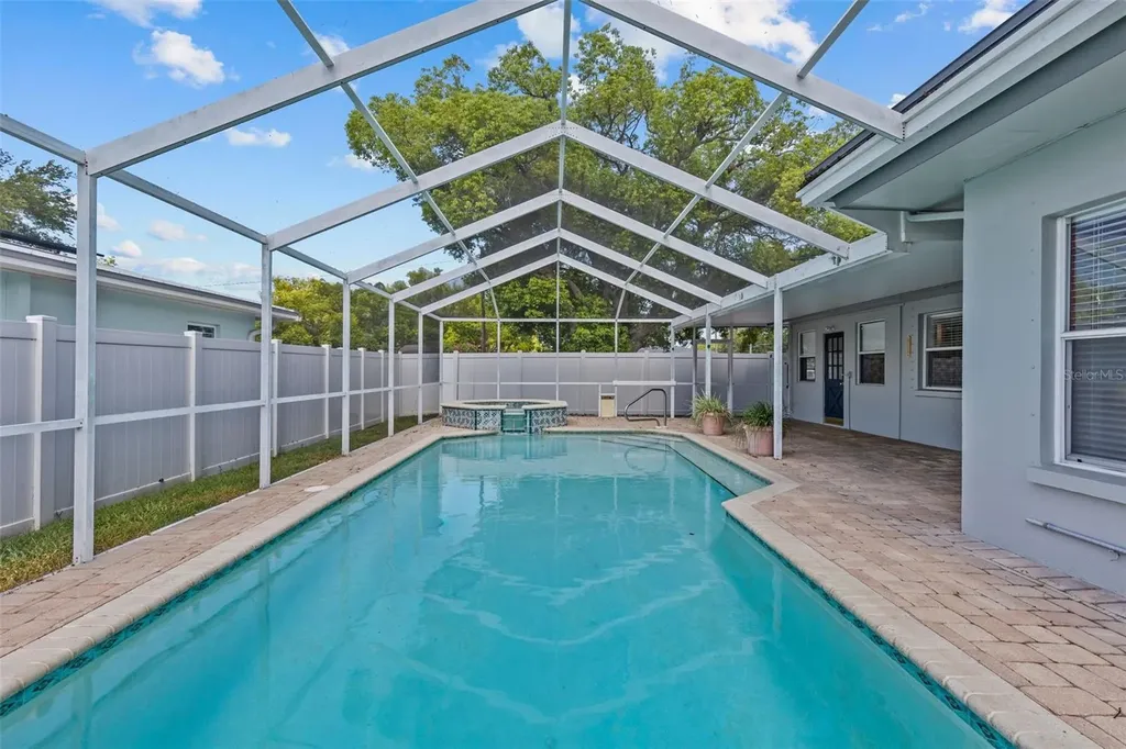 2087 Druid Road E Clearwater FL 33764