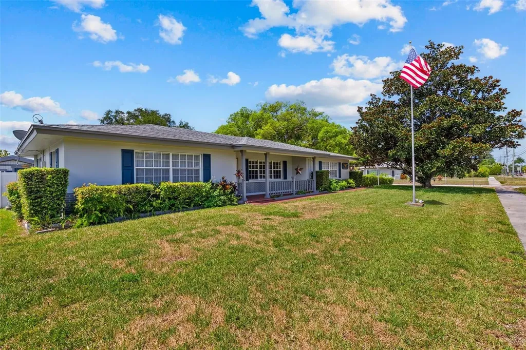 2087 Druid Road E Clearwater FL 33764