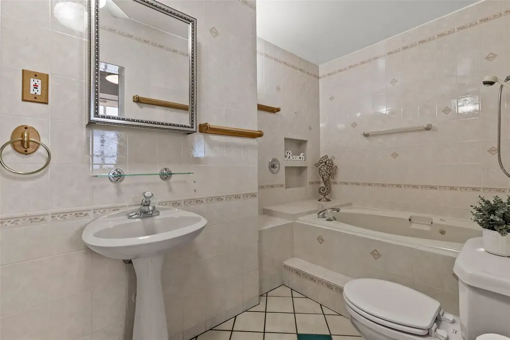 2087 Druid Road E Clearwater FL 33764