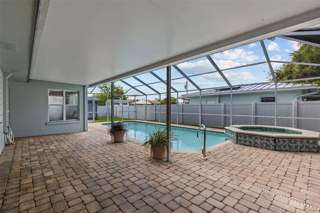 2087 Druid Road E Clearwater FL 33764