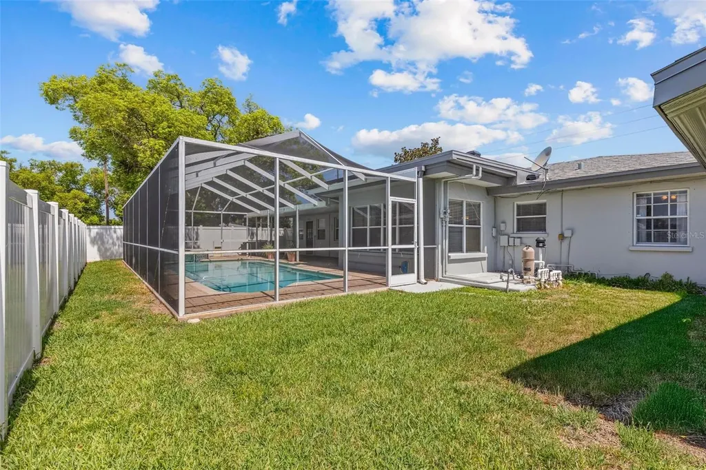 2087 Druid Road E Clearwater FL 33764