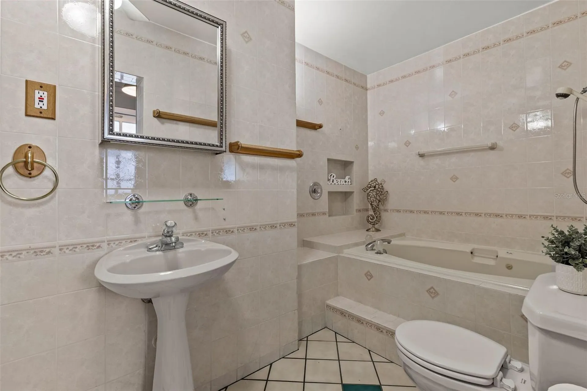 2087 Druid Road E Clearwater FL 33764