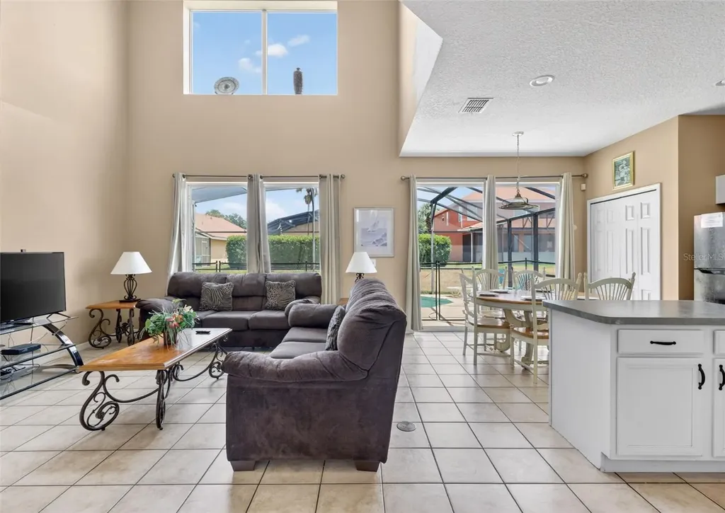 130 Saragossa Avenue Davenport FL 33897