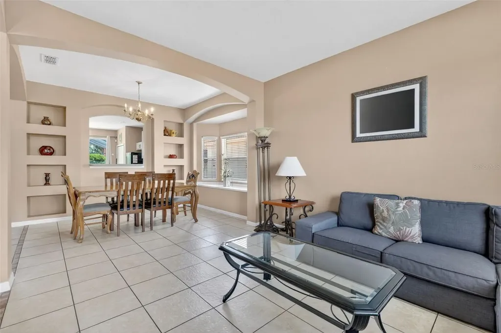 130 Saragossa Avenue Davenport FL 33897
