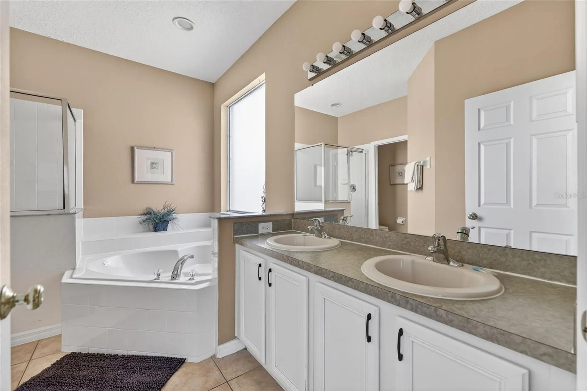 130 Saragossa Avenue Davenport FL 33897