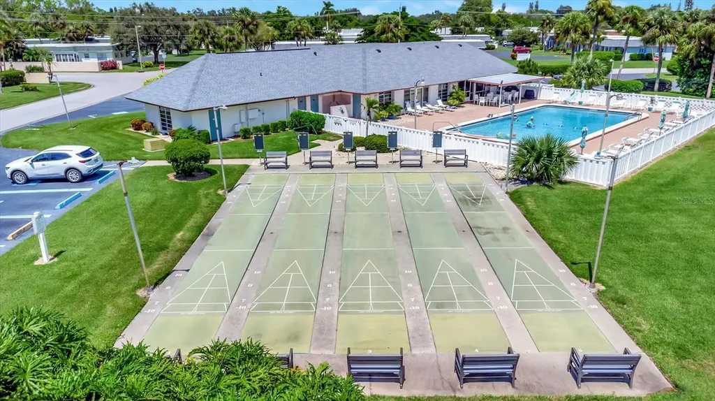 4105 35th Avenue W Bradenton FL 34205
