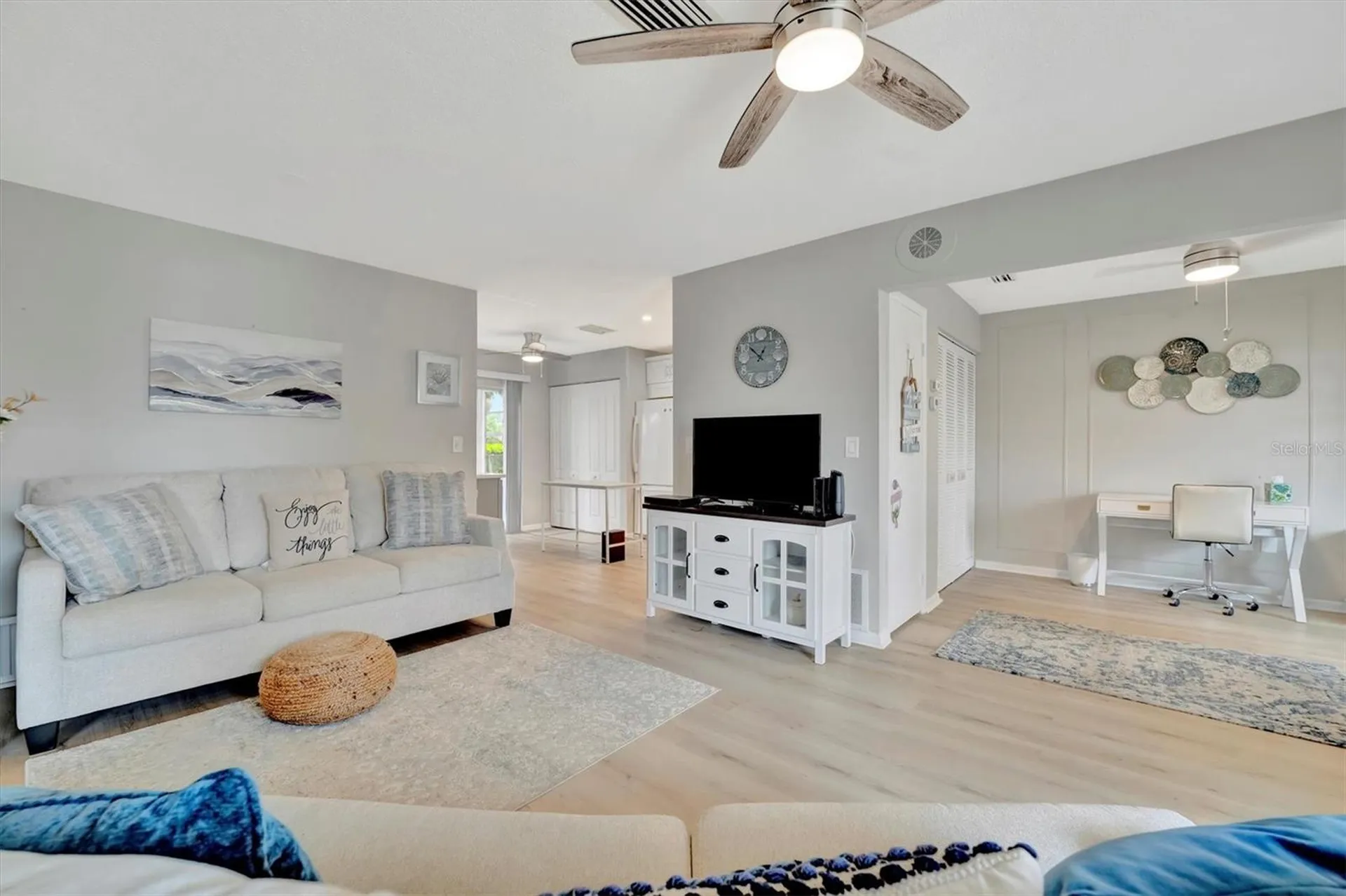 4105 35th Avenue W Bradenton FL 34205