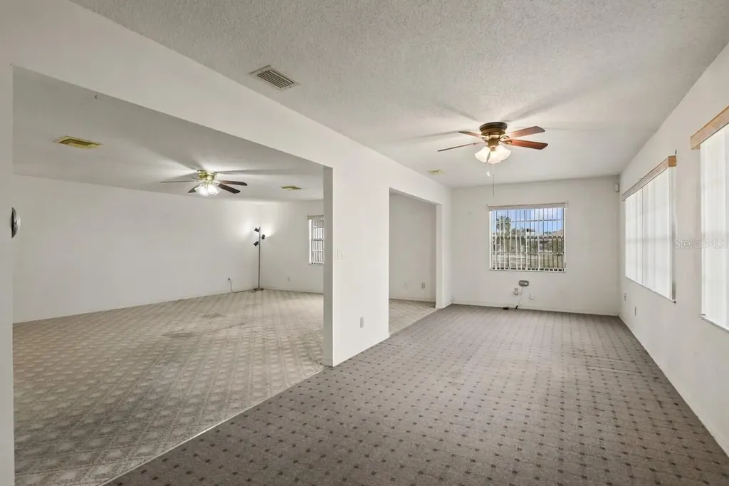 914 Sun Key Court Sun City Center FL 33573