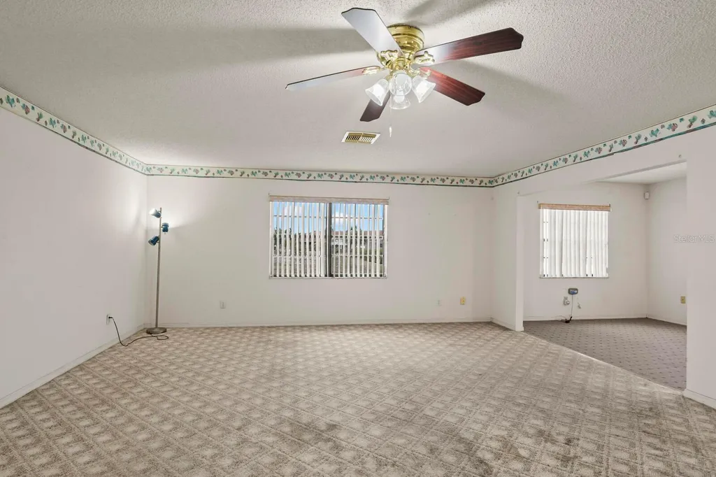 914 Sun Key Court Sun City Center FL 33573