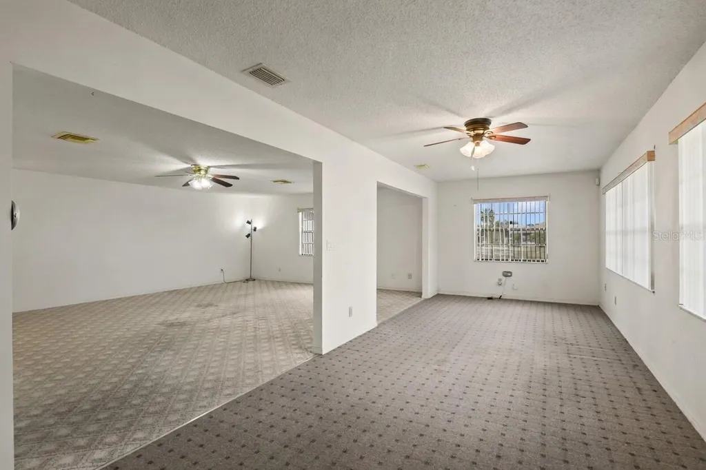 914 Sun Key Court Sun City Center FL 33573