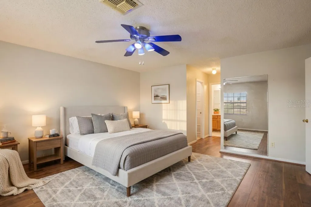 914 Sun Key Court Sun City Center FL 33573